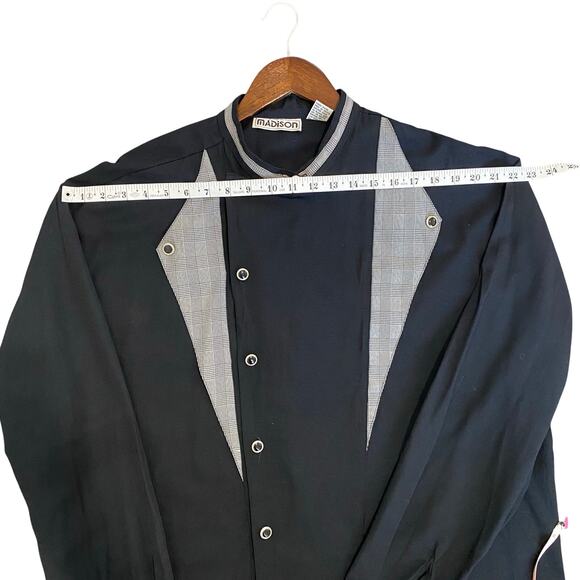 Vintage Madison Mens Shirt XXL Black Long Sleeve Decorative Buttons John Wayne - Picture 7 of 8